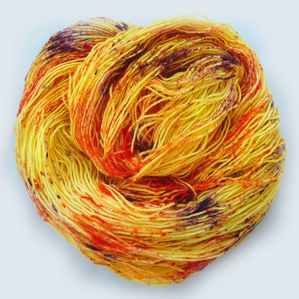 BFL-Nylon-Superwash-Hand-Dyed-Sock-Yarn-Fingering-Weight-100-g-5.jpg
